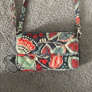 Vera Bradley Crossbody - holds phone
